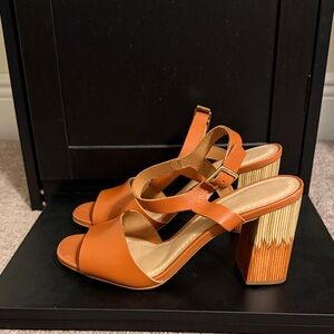 Women's Tan Block Heel Sandals with Buckle Strap